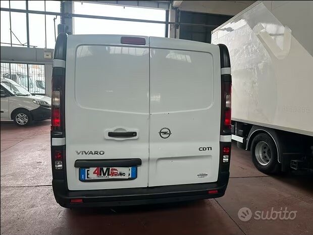 
								Opel vivaro full									